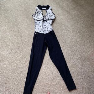 Jumpsuit/unitard/catsuit